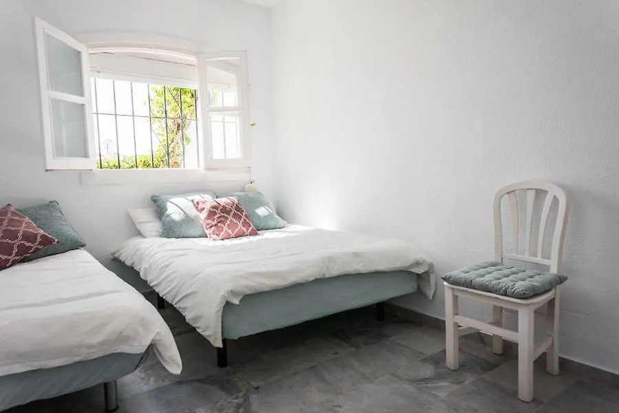 Lovely Living In Nerja 0*,